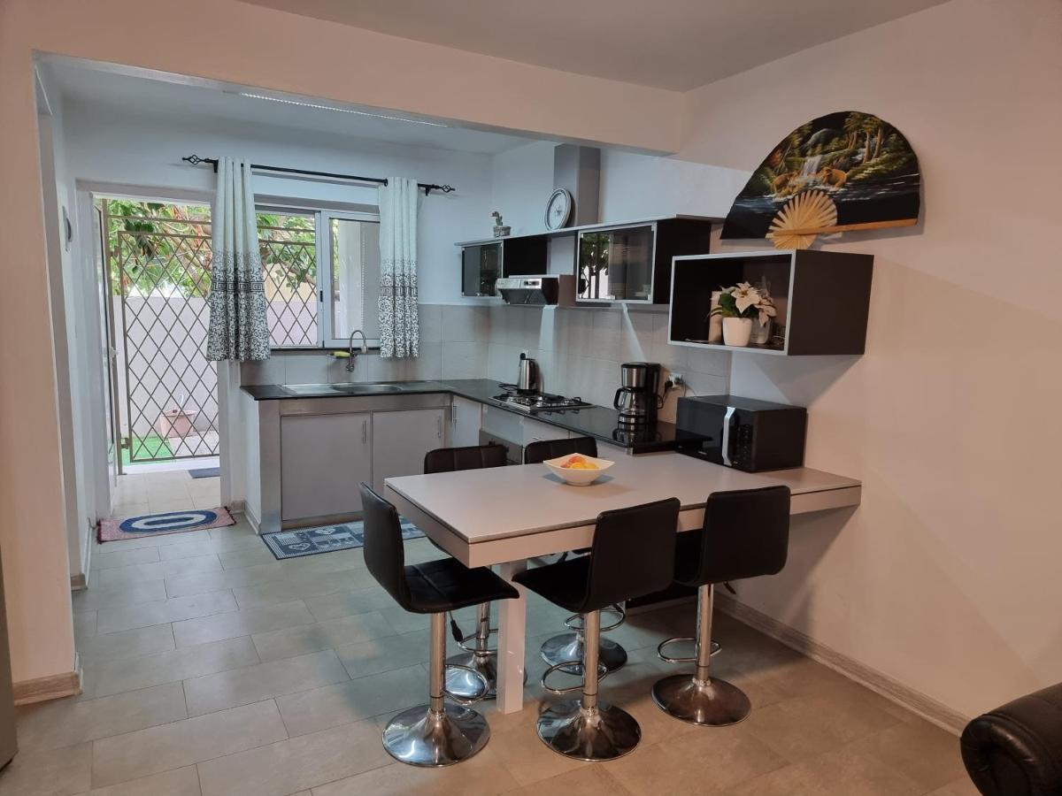 La Marquise Residences Flic en Flac Экстерьер фото